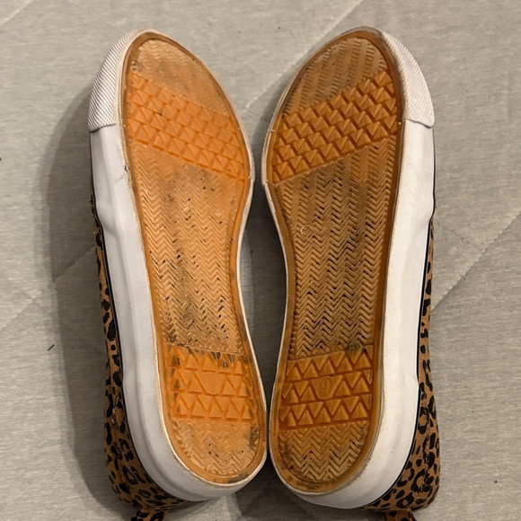 Millie Twin Gore Slip-On Sneakers - Cheetah Print - Picture 5 of 6